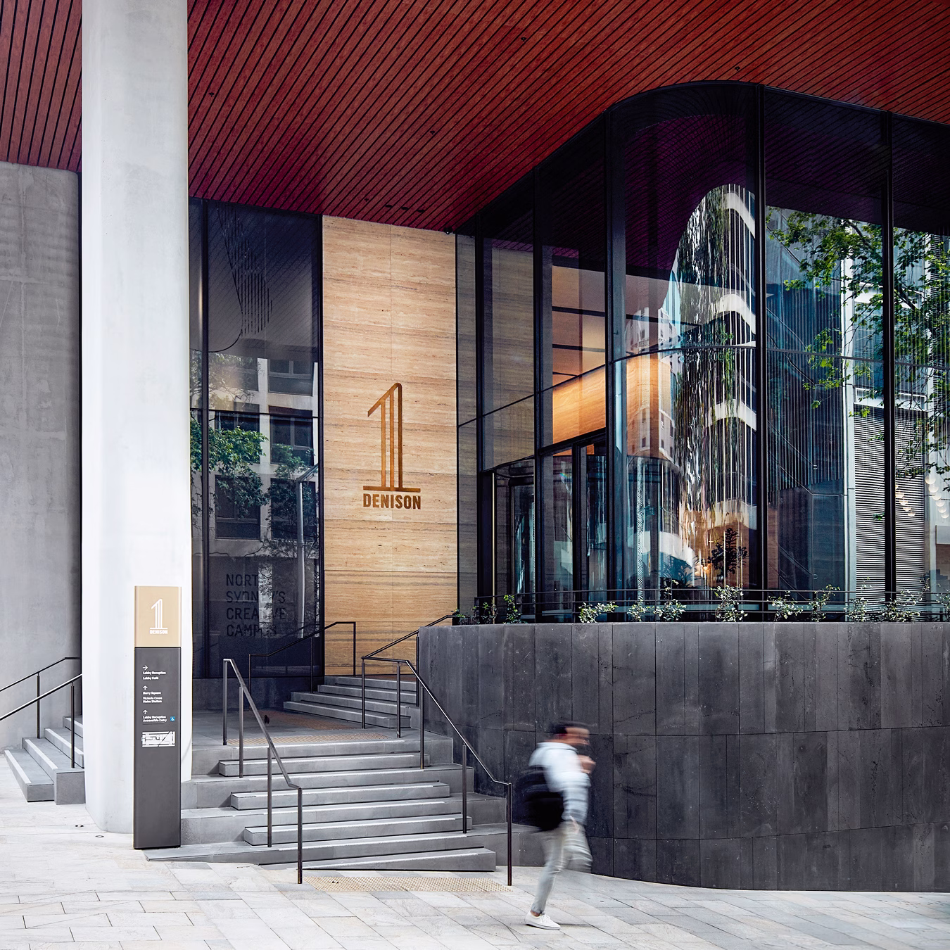 1D-OfficeLeasing-Entrance
